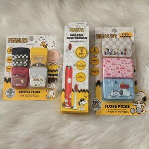 PEANUTS Electric Toothbrush, Dental Floss & Picks SET